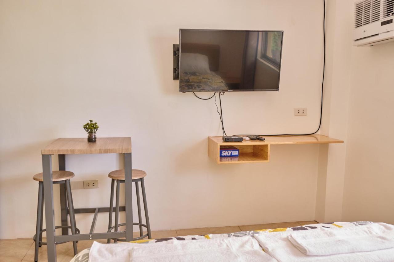 Hidden Hill Hotel Lapu-Lapu City Bagian luar foto
